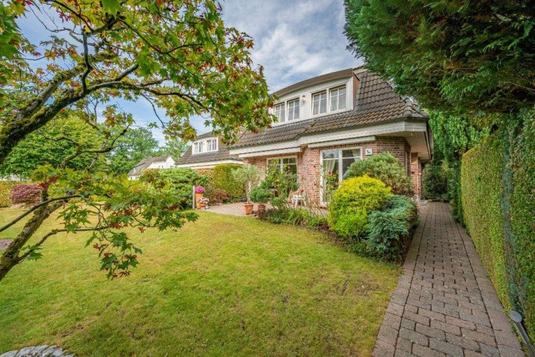  Hamburg Einfamilienhaus Exklusives Einfamilienhaus in Sasel