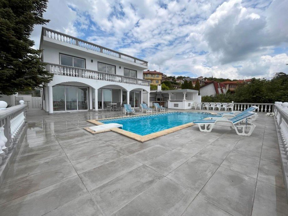  Einfamilienhaus Baltschik