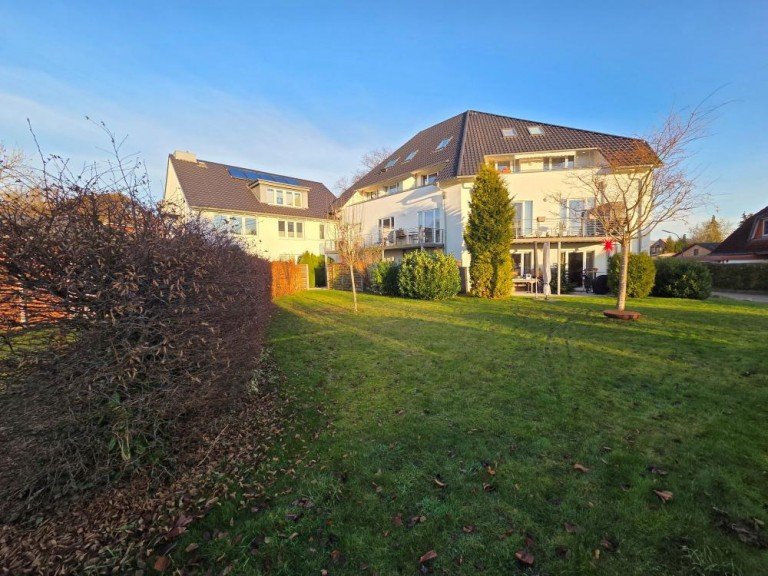  Hamburg Mehrfamilienhaus Mehrfamilienhaus mit 9 Wohnungen in Duvenstedt