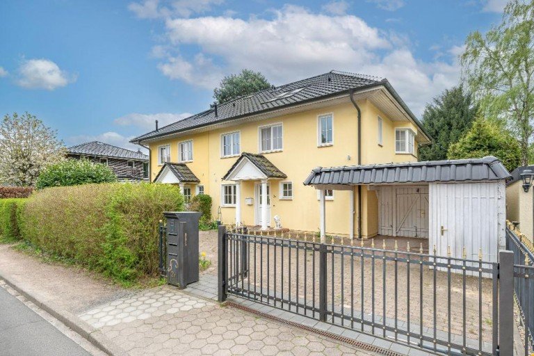 Hauptbild: Exklusive Doppelhaush�lfte in Nienstedten