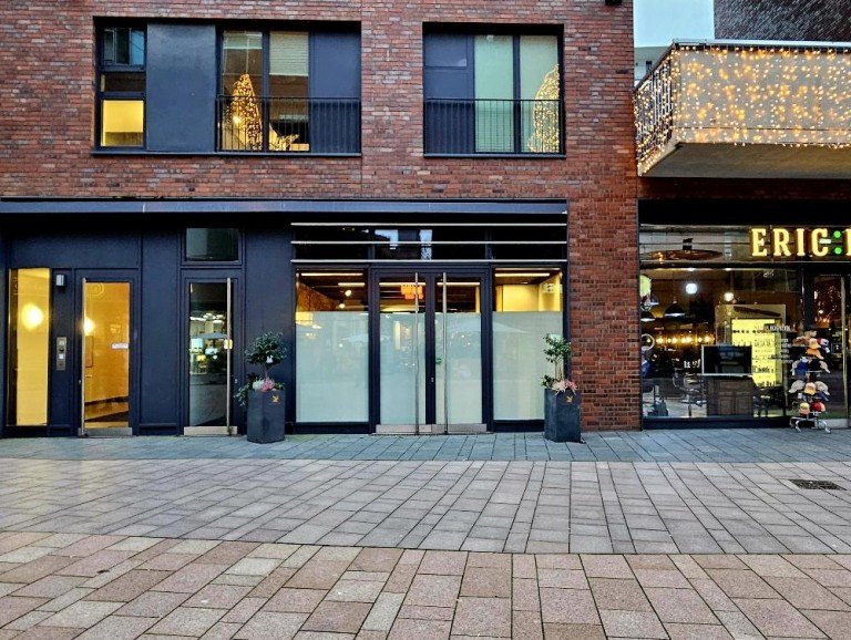  Hamburg Einzelhandelsladen Ladenfl�che am �berseeboulevard in der HafenCity